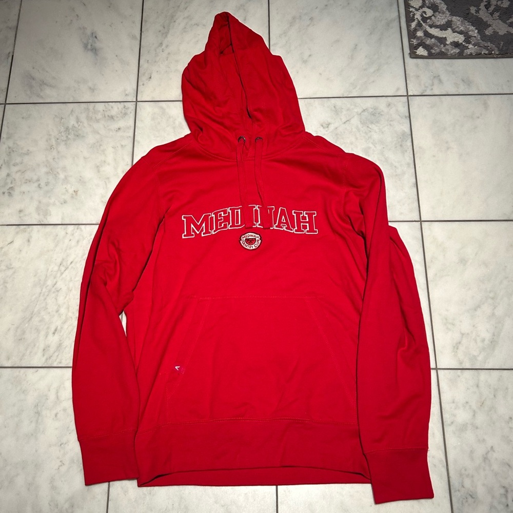 Antigua Red Medinah Country Club Sweatshirt